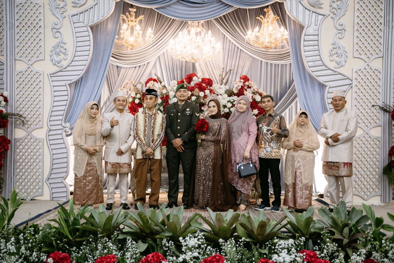 Tampak dalam gambar dari kiri, Drs. H. Andi Mapaganty, MM. dan nomor 3 dari kanan, Pengawas Pendidikan Madrasah/ PenMad. Kementerian Agama, Wawan Kuriawan, M.Pd., M.Si.